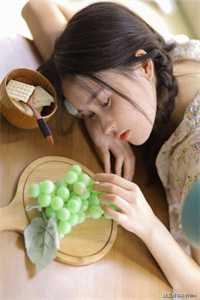 人鱼在恋综被大猫叼走了小人鱼崽崽