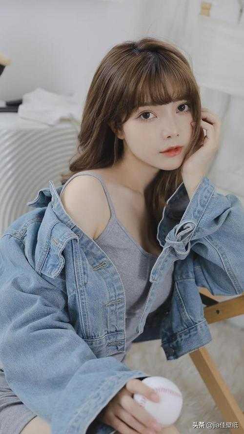村里有朵霸王花欣欣向荣