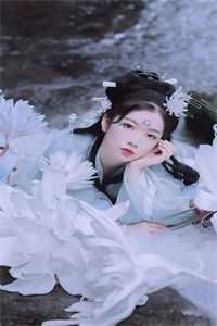 美丽废物穿成mafia前首领我妻真也